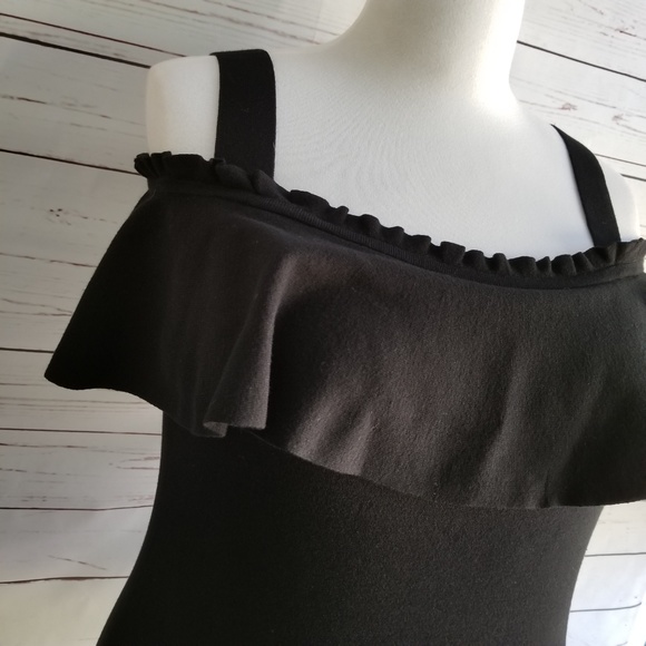 NWT Banana Republic Off Shoulder Ruffle Knit Top - Picture 4 of 6